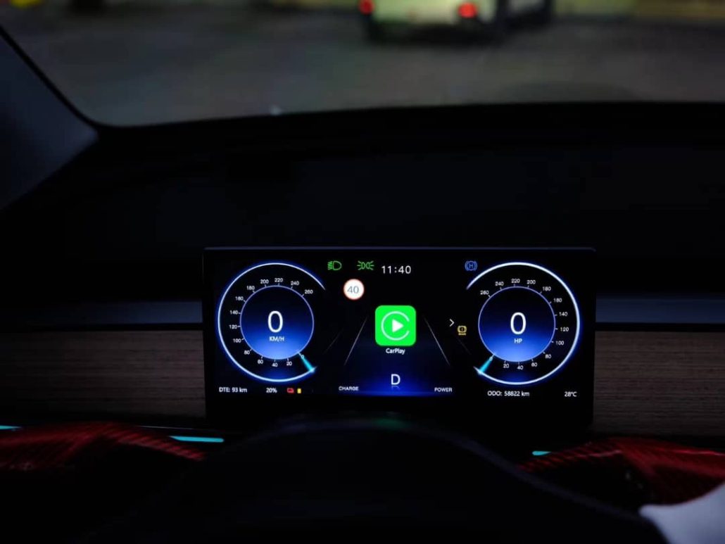 tesla driver view display 9 1 (2) tesla driver view display 9 1 (2)
