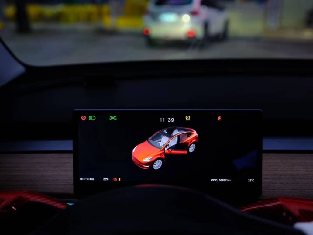 tesla driver view display 9 1 (3) tesla driver view display 9 1 (3)